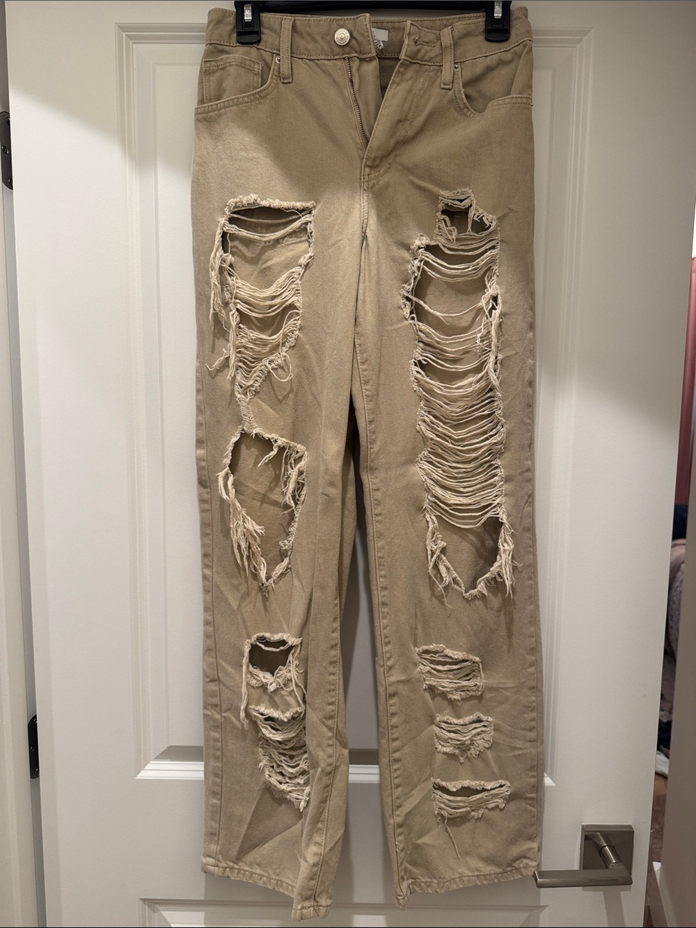 Forever 21 Beige Distressed Boyfriend Jeans